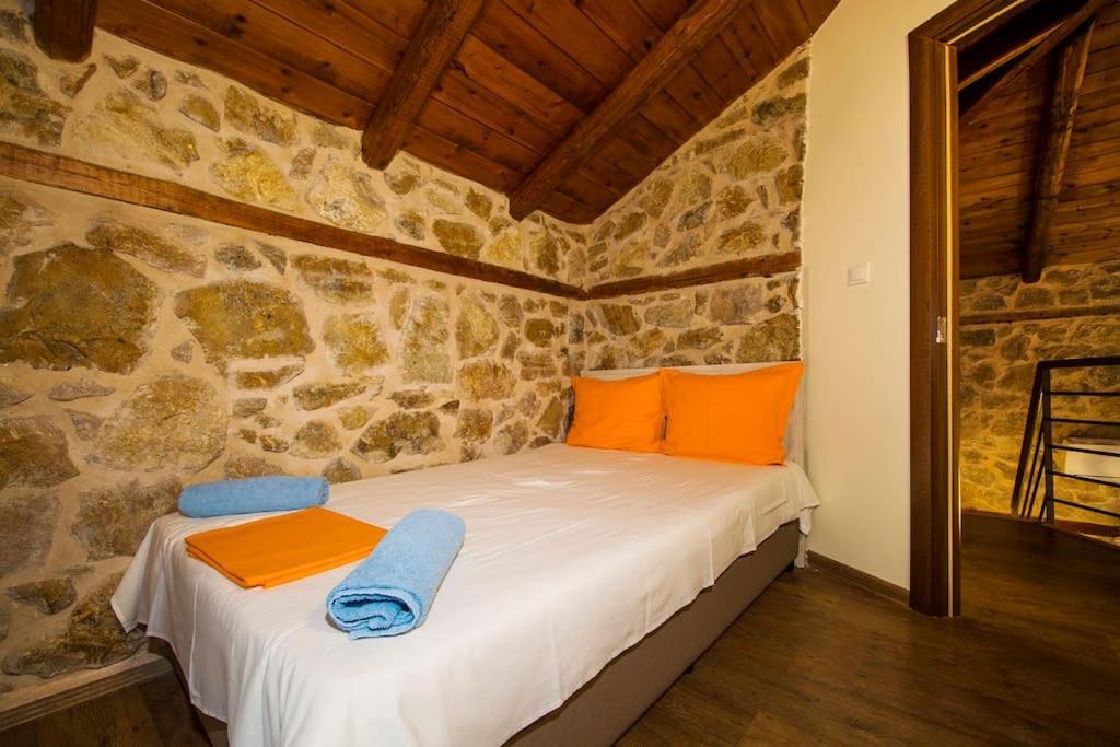 Petrini Spiti Villa Pyrgadikia Exterior photo
