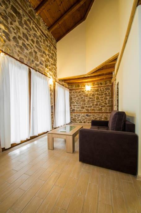 Petrini Spiti Villa Pyrgadikia Exterior photo