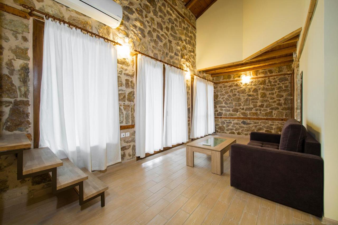 Petrini Spiti Villa Pyrgadikia Exterior photo